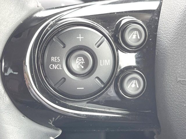 BMW MINI COOPER D CL 2019 Image 31