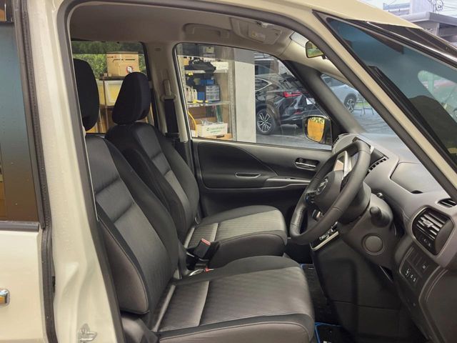 NISSAN SERENA  WG 2019 Image 31