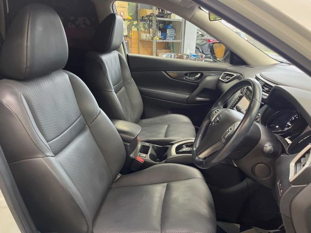 NISSAN X-TRAIL 2WD 2016 Image 31