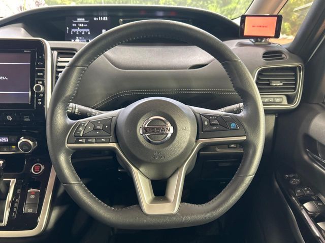 NISSAN SERENA  S-HYBRID 2017 Image 31