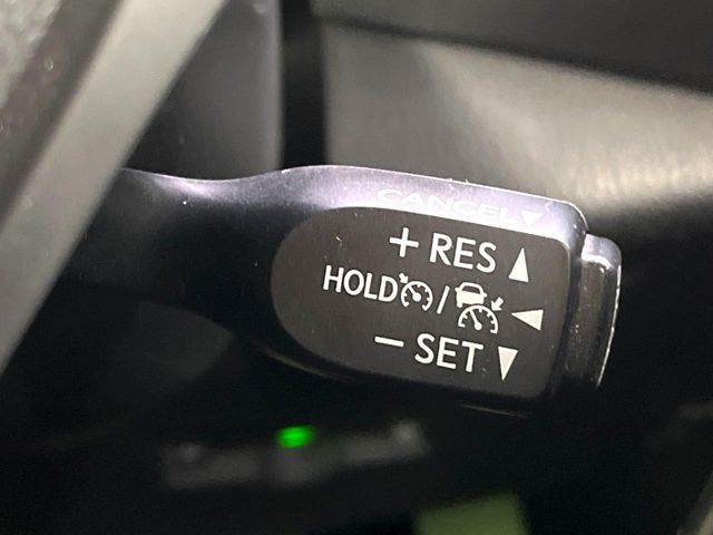 TOYOTA C-HR 2018 Image 31