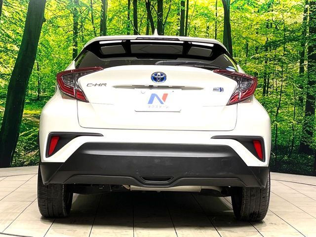 TOYOTA C-HR 2018 Image 31