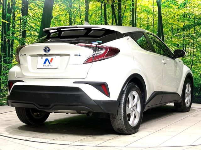 TOYOTA C-HR 2018 Image 31