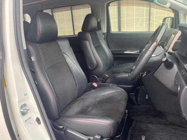 TOYOTA VELLFIRE 2014 Image 31