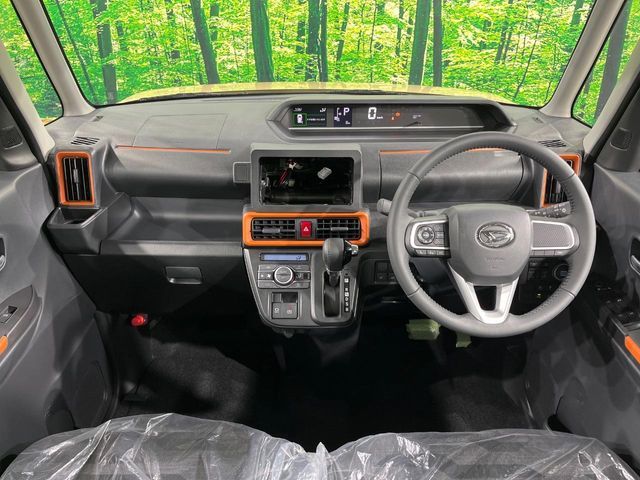 DAIHATSU TANTO FAN CROSS 2022 Image 31