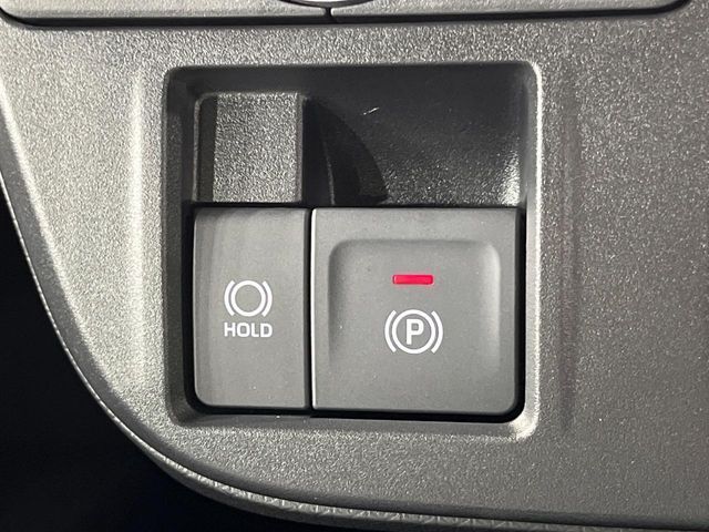 DAIHATSU TANTO FAN CROSS 2022 Image 31