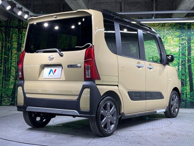 DAIHATSU TANTO FAN CROSS 2022 Image 31