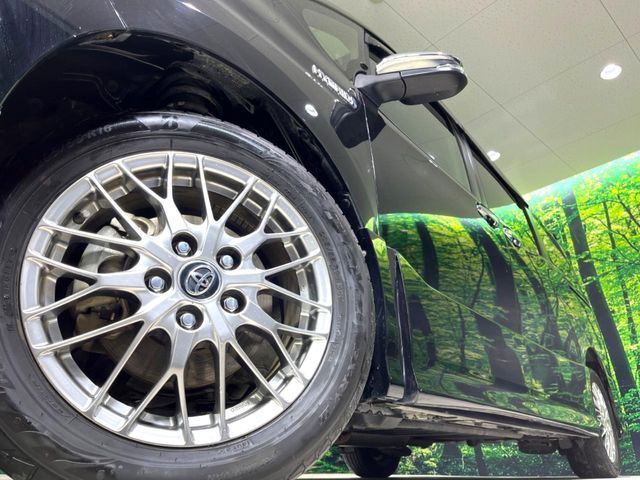 TOYOTA VOXY HYBRID 2018 Image 31