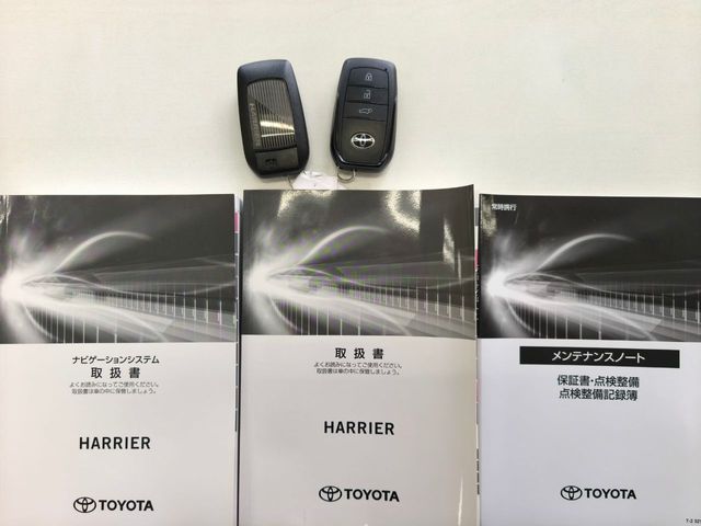 TOYOTA HARRIER 4WD 2022 Image 31
