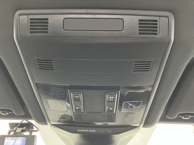 VOLKSWAGEN T-ROC 2023 Image 31