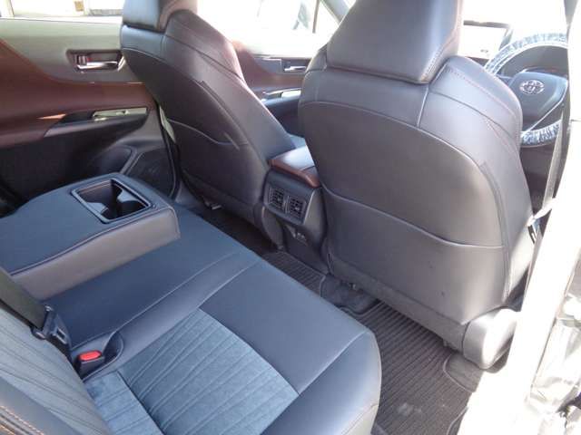 TOYOTA HARRIER 2WD 2023 Image 31