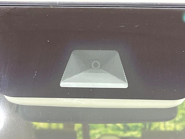 HONDA N BOX 2017 Image 31