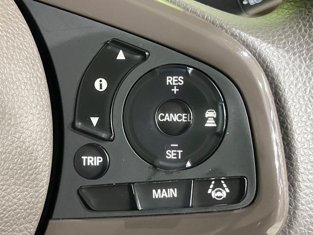 HONDA N BOX 2017 Image 31