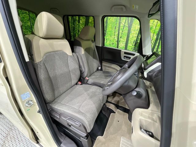 HONDA N BOX 2017 Image 31