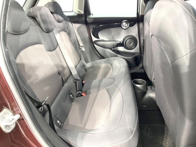 BMW MINI COOPER 5DOOR 2018 Image 31