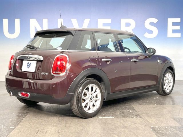 BMW MINI COOPER 5DOOR 2018 Image 31