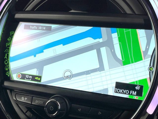 BMW MINI COOPER CLUB 2016 Image 31