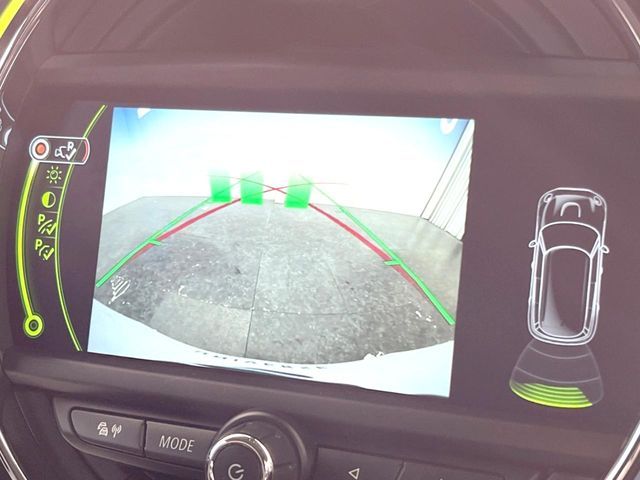 BMW MINI COOPER CLUB 2016 Image 31