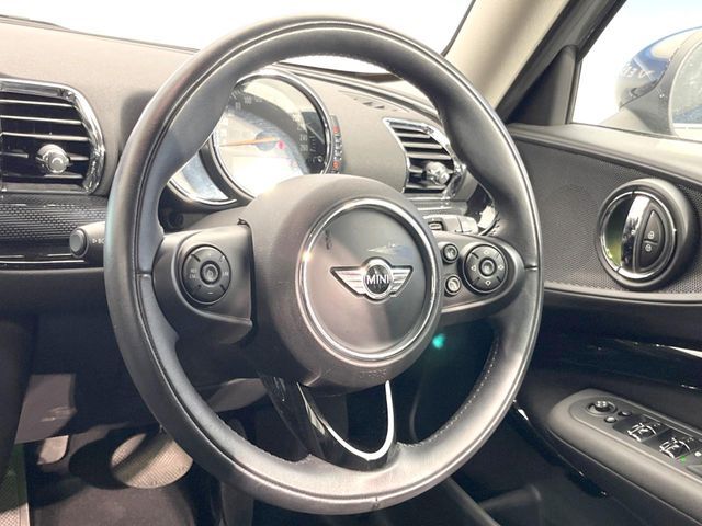 BMW MINI COOPER CLUB 2016 Image 31