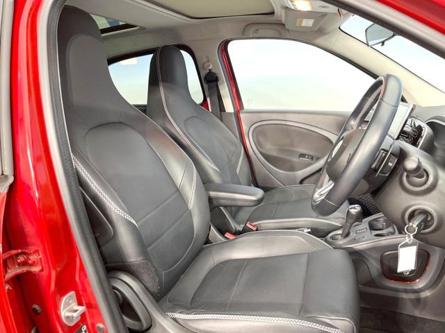 MCC SMART FORFOUR 2017 Image 31