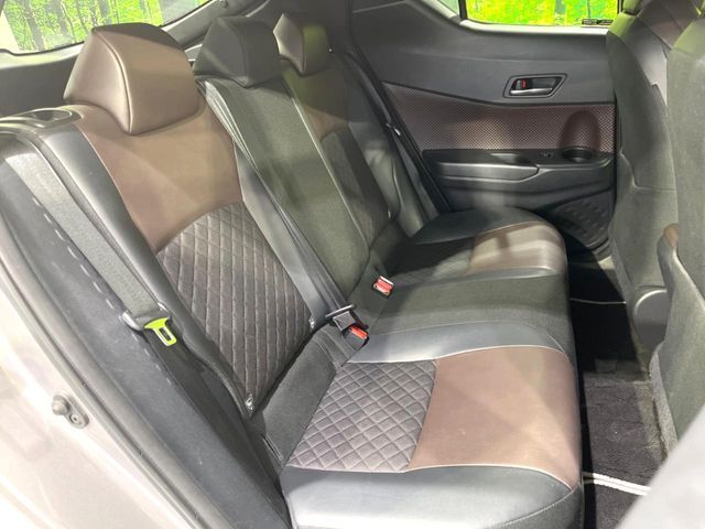 TOYOTA C-HR 2018 Image 31