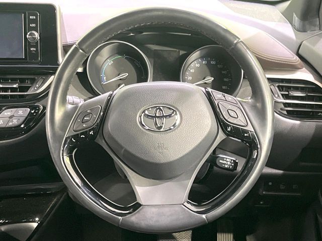 TOYOTA C-HR 2018 Image 31