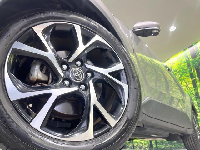 TOYOTA C-HR 2018 Image 31