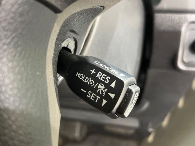 TOYOTA LANDCRUISER PRADO 2022 Image 31