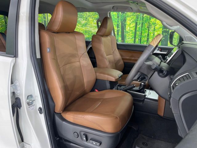 TOYOTA LANDCRUISER PRADO 2022 Image 31
