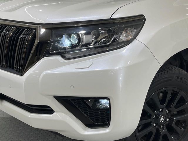 TOYOTA LANDCRUISER PRADO 2022 Image 31