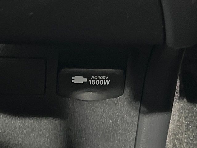 TOYOTA PRIUS 4WD 2023 Image 31