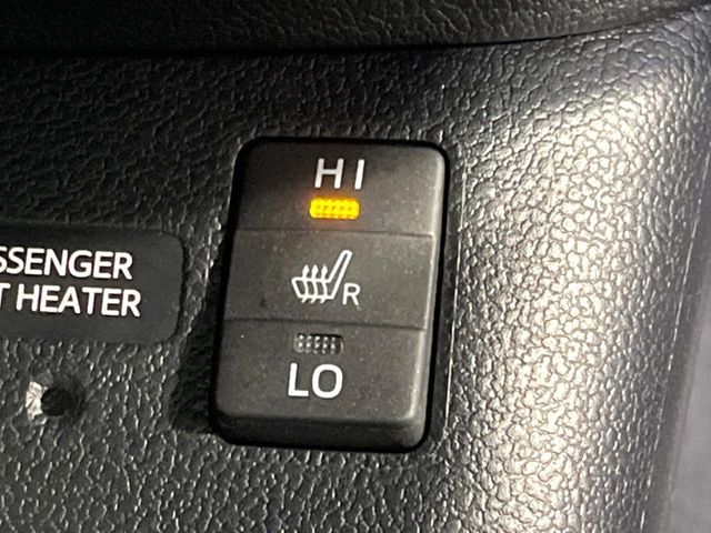 TOYOTA PRIUS 2015 Image 31