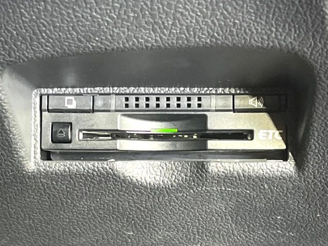 TOYOTA PRIUS 2015 Image 31