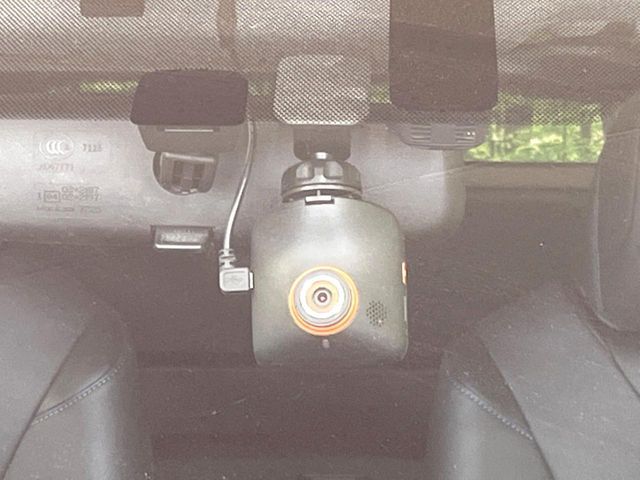 TOYOTA PRIUS 2015 Image 31