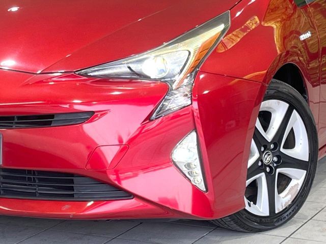 TOYOTA PRIUS 2015 Image 31