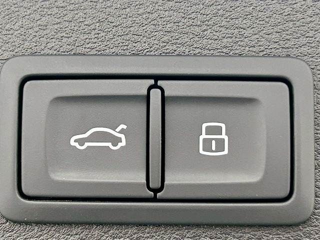 AUDI A4 AVANT 2022 Image 31