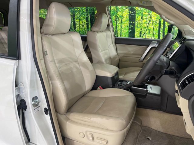TOYOTA LANDCRUISER PRADO 2023 Image 31