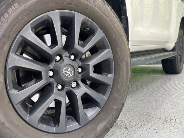 TOYOTA LANDCRUISER PRADO 2023 Image 31