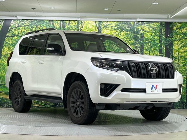 TOYOTA LANDCRUISER PRADO 2023 Image 31