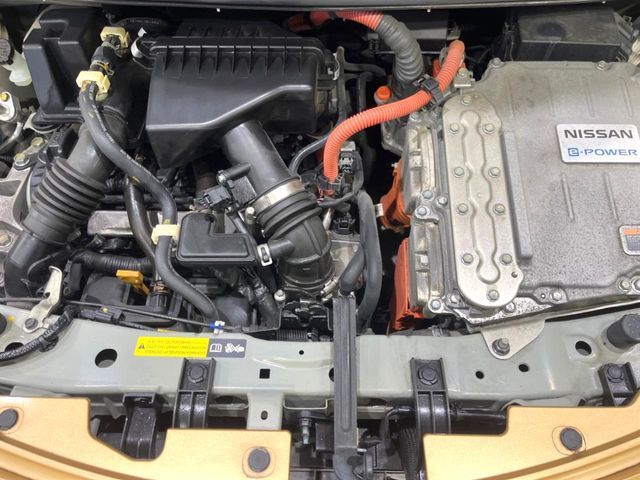 NISSAN NOTE 2016 Image 31