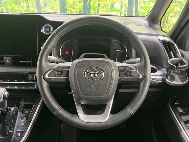 TOYOTA VOXY 2023 Image 31