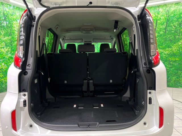 TOYOTA SIENTA HYBRID 2025 Image 31