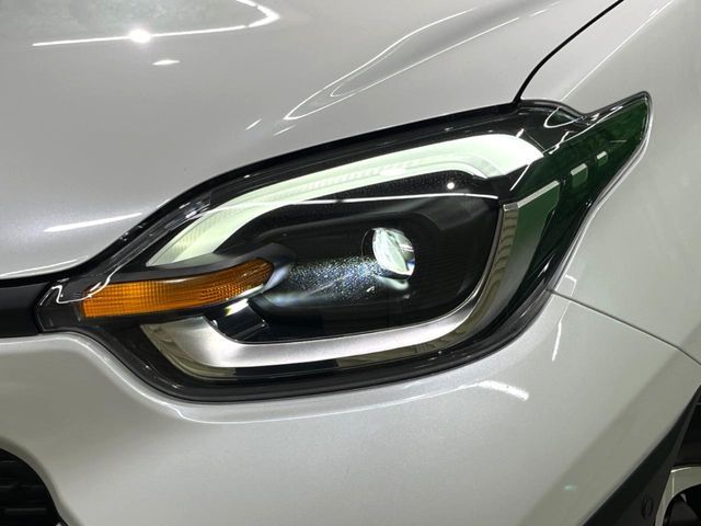 TOYOTA SIENTA HYBRID 2025 Image 31