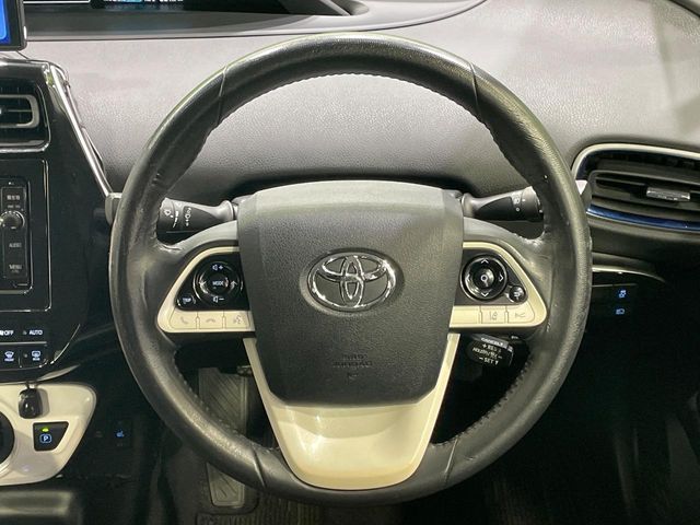 TOYOTA PRIUS 2016 Image 31