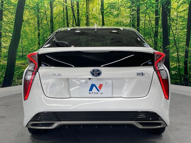 TOYOTA PRIUS 2016 Image 31