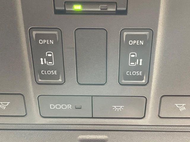 TOYOTA ALPHARD HYBRID 2025 Image 31