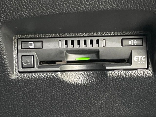 TOYOTA PRIUS 2017 Image 31