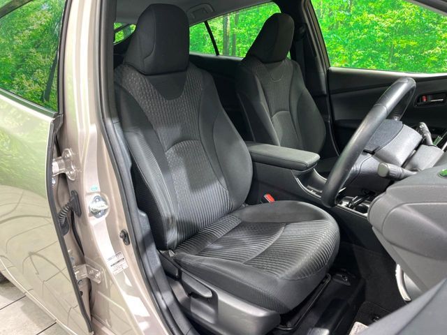 TOYOTA PRIUS 2017 Image 31