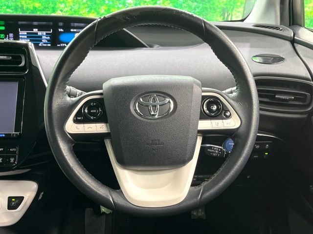 TOYOTA PRIUS 2017 Image 31