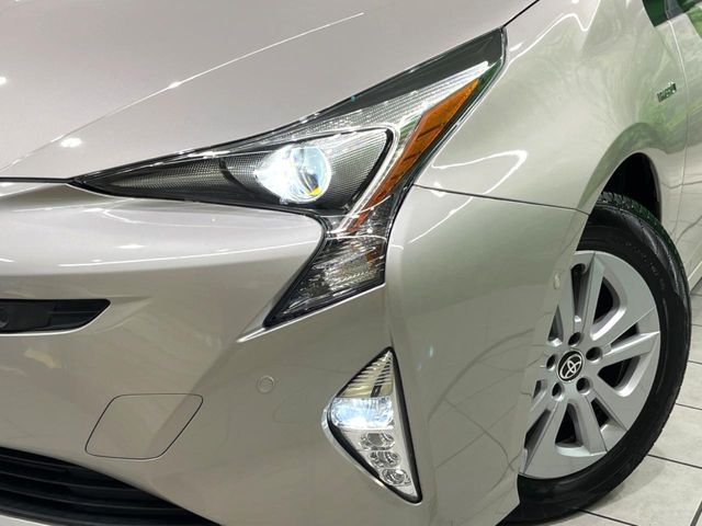 TOYOTA PRIUS 2017 Image 31